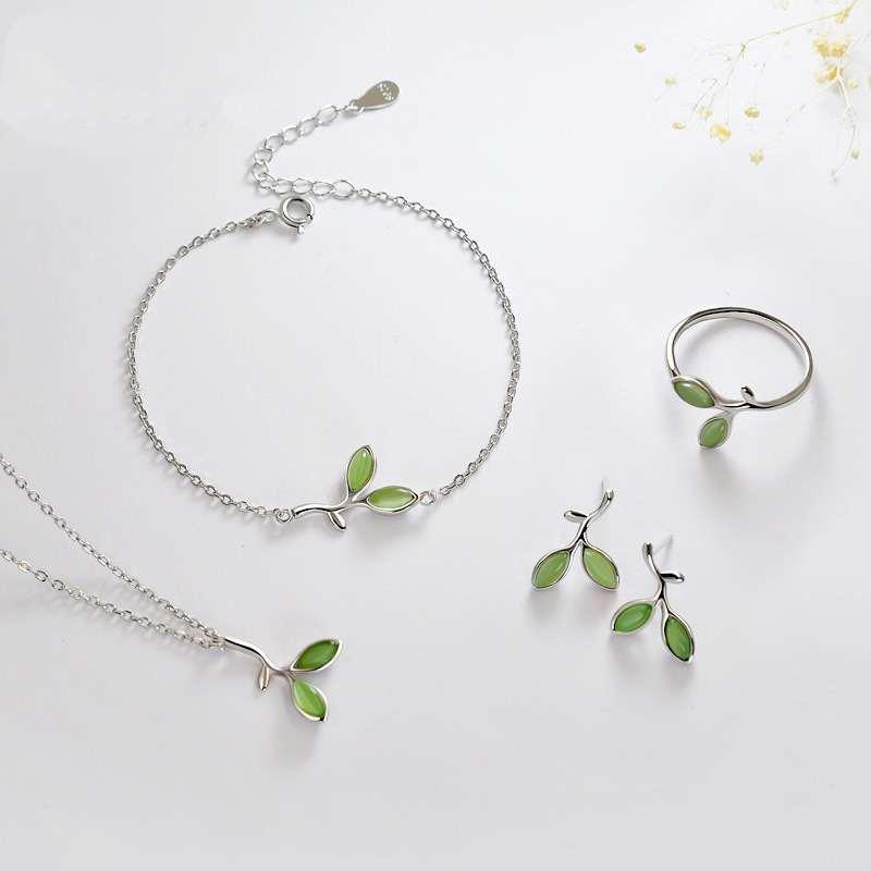Artistic Fresh Mori Green Leaf Jewelry Set – Necklace, Earrings & Ring