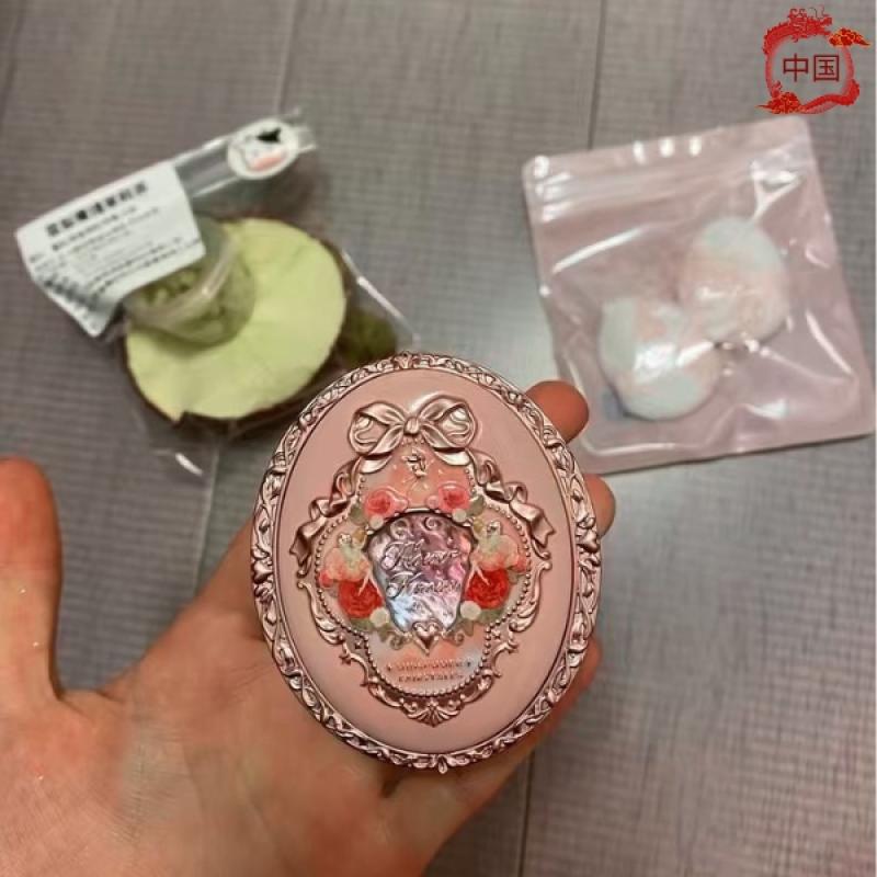 Huazhizhao Unicorn Embossed Blush – Snow Frost Pearl, Strawberry Rococo, Matte, Brightening, Contour - image 5
